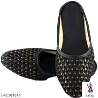 Catalog Name:*Latest Women Bellies & Ballerinas*Material: Syntethic LeatherSole Material: PvcPattern: EmbellishedFastening & Back Detail: Open BackMultipack: 1 - 4