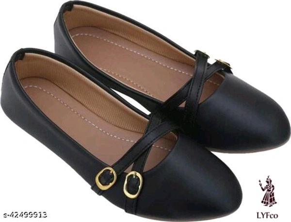 Catalog Name:*Voguish Women Bellies & Ballerinas*Material: SyntheticSole Material: RubberPattern: SolidFastening & Back Detail: Slip-OnMultipack: 1 - 5