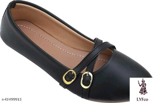 Catalog Name:*Voguish Women Bellies & Ballerinas*Material: SyntheticSole Material: RubberPattern: SolidFastening & Back Detail: Slip-OnMultipack: 1 - 8