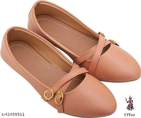Catalog Name:*Voguish Women Bellies & Ballerinas*Material: SyntheticSole Material: RubberPattern: SolidFastening & Back Detail: Slip-OnMultipack: 1 - 5