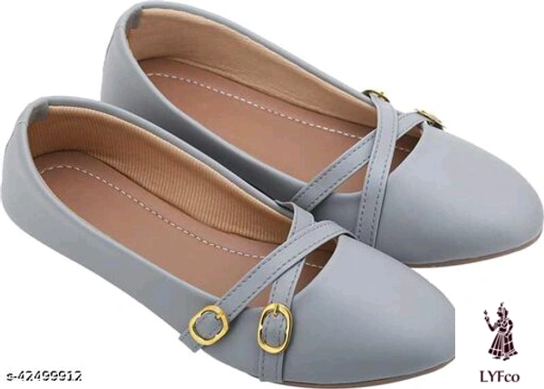 Catalog Name:*Voguish Women Bellies & Ballerinas*Material: SyntheticSole Material: RubberPattern: SolidFastening & Back Detail: Slip-OnMultipack: 1 - 6