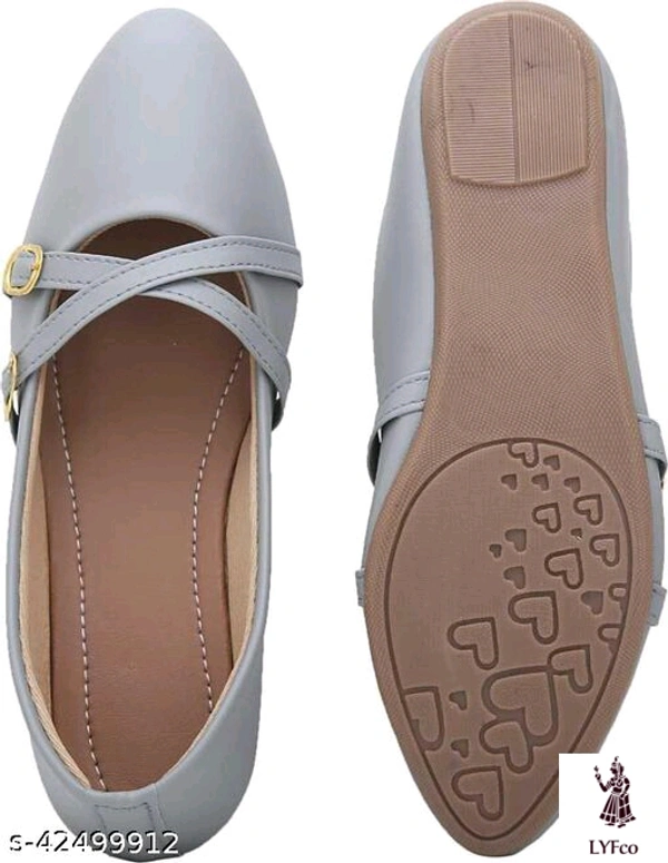Catalog Name:*Voguish Women Bellies & Ballerinas*Material: SyntheticSole Material: RubberPattern: SolidFastening & Back Detail: Slip-OnMultipack: 1 - 6