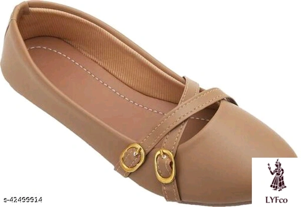 Catalog Name:*Voguish Women Bellies & Ballerinas*Material: SyntheticSole Material: RubberPattern: SolidFastening & Back Detail: Slip-OnMultipack: 1 - 7