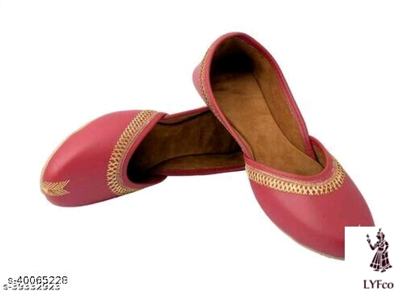 Catalog Name:*Elite Women Juttis & Mojaris*Material: Syntethic LeatherSole Material: PvcPattern: SolidFastening & Back Detail: Slip-OnMultipack: 1 - 6