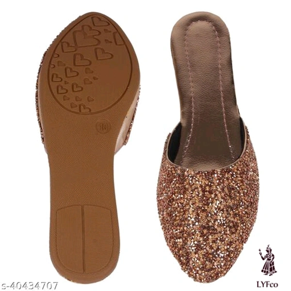 Catalog Name:*Stylish Women Juttis & Mojaris*Material: SuedesyntheticSole Material: TprPattern: Embellished - 4