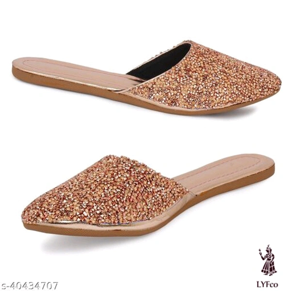 Catalog Name:*Stylish Women Juttis & Mojaris*Material: SuedesyntheticSole Material: TprPattern: Embellished - 4