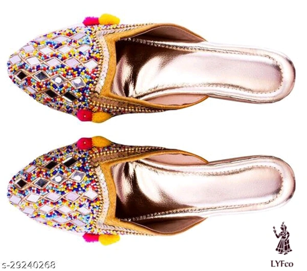 Catalog Name:*Alluring Women Juttis & Mojaris*Material: SuedesyntheticSole Material: TprPattern: TexturedFastening & Back Detail: Open Back - 4