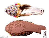 Catalog Name:*Alluring Women Juttis & Mojaris*Material: SuedesyntheticSole Material: TprPattern: TexturedFastening & Back Detail: Open Back - 4