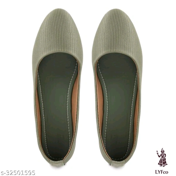 Catalog Name:*Modern Women Juttis & Mojaris*Material: TextileSole Material: PuPattern: SolidFastening & Back Detail: Slip-OnMultipack: 1 - 8