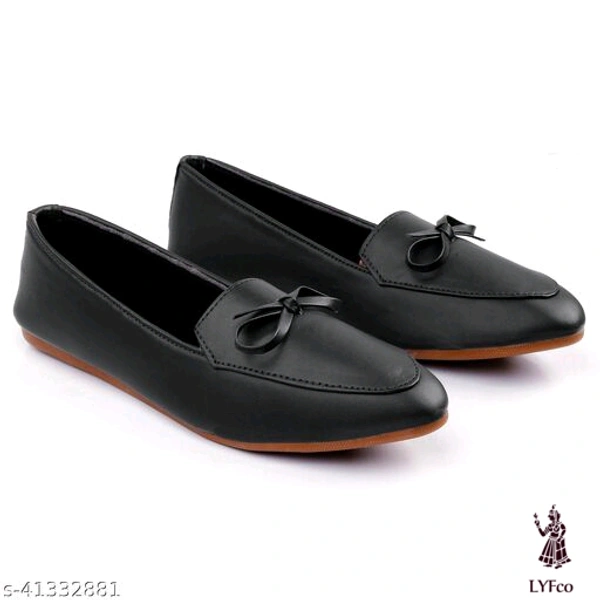 Catalog Name:*Trendy Women Bellies & Ballerinas*Material: Syntethic LeatherSole Material: PolyurethanePattern: SolidFastening & Back Detail: Slip-OnMultipack: 1 - 7