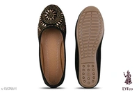 Catalog Name:*Latest Trendy Women Bellies & Ballerinas*Material: SyntheticSole Material: PVCFastening & Back Detail: Slip-OnPattern: SolidMultipack: 2 - 5