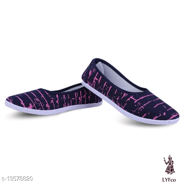 Catalog Name:*Latest Trendy Women Bellies & Ballerinas*Material: SyntheticSole Material: PVCFastening & Back Detail: Slip-OnPattern: SolidMultipack: 2 - 9