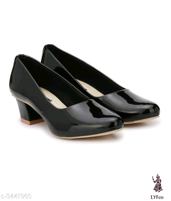 Catalog Name:*Trendy Synthetic Women's Bellies Vol 7* - 7