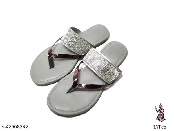 Catalog Name:*Fashionate Women Juttis & Mojaris*Material: Syntethic LeatherSole Material: TprPattern: SolidFastening & Back Detail: Ankle LoopMultipack: 1 - 5