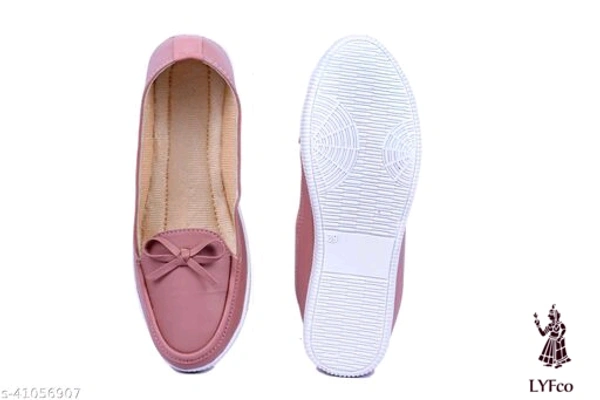 Catalog Name:*Alluring Women Bellies & Ballerinas*Material: Syntethic LeatherSole Material: TprPattern: Woven Design - 6