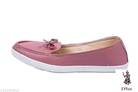 Catalog Name:*Alluring Women Bellies & Ballerinas*Material: Syntethic LeatherSole Material: TprPattern: Woven Design - 9