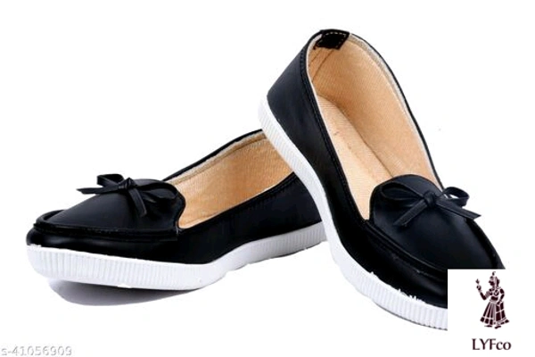 Catalog Name:*Alluring Women Bellies & Ballerinas*Material: Syntethic LeatherSole Material: TprPattern: Woven Design - 4