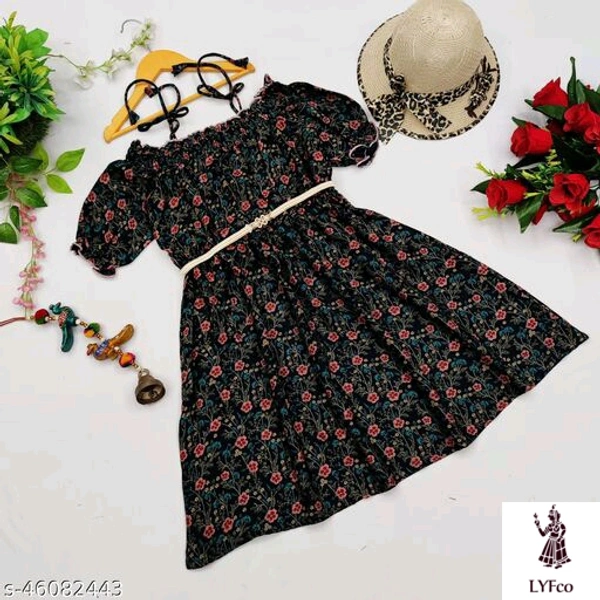 Catalog Name:*Pretty Fancy Girls Frocks & Dresses*Fabric: ViscoseSleeve Length: SleevelessPattern: PrintedMultipack: Single - 4-5 Years