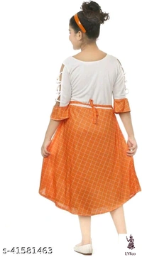 Catalog Name:*Modern Funky Girls Frocks & Dresses*Fabric: Cotton BlendSleeve Length: Three-Quarter Sleeves,SleevelessPattern: Self-DesignMultipack: Single - 3-4