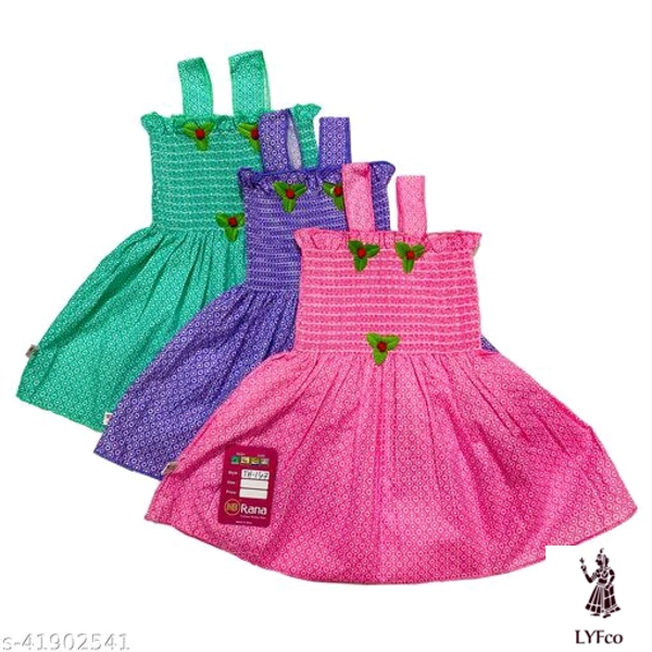 Catalog Name:*Pretty Trendy Girls Frocks & Dresses*Fabric: CottonSleeve Length: SleevelessPattern: PrintedMultipack: Pack Of 3 - 6-12 Months