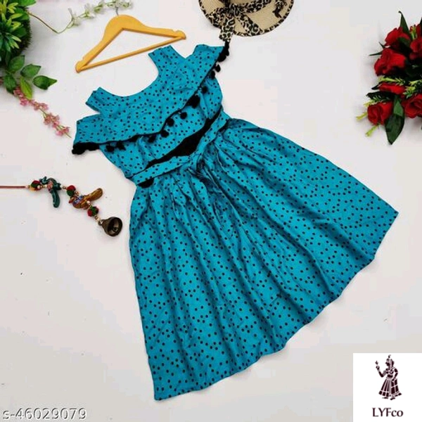 Catalog Name:*Cutiepie Stylish Girls Frocks & Dresses*Fabric: RayonSleeve Length: SleevelessPattern: PrintedMultipack: Single - 9-10
