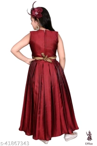 Catalog Name:*Modern Fancy Girls Frocks & Dresses*Fabric: SilkSleeve Length: SleevelessPattern: Solid,EmbellishedMultipack: Single - 4-5