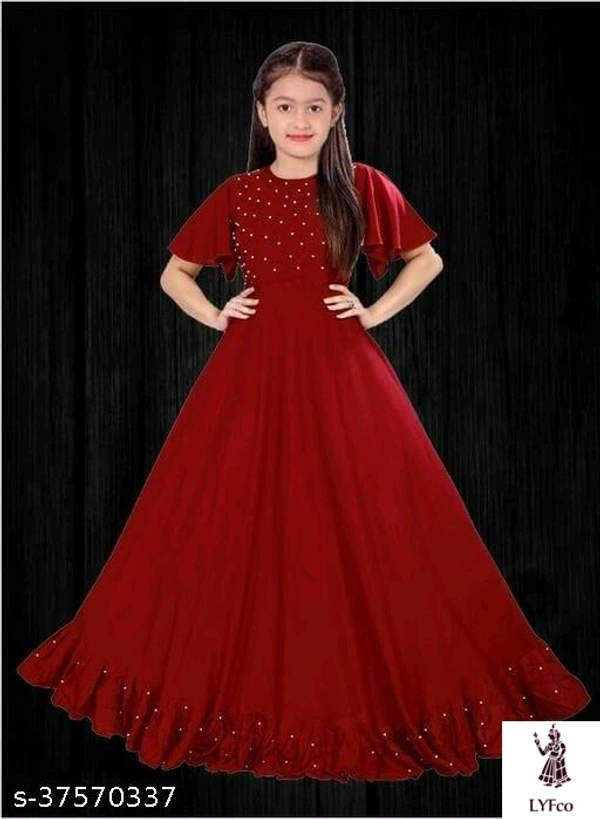 Catalog Name:*Elegant Girls Ethnic Gowns*Fabric: RayonSleeve Length: Short SleevesPattern: SolidMultipack: 1 - 7-8 Years