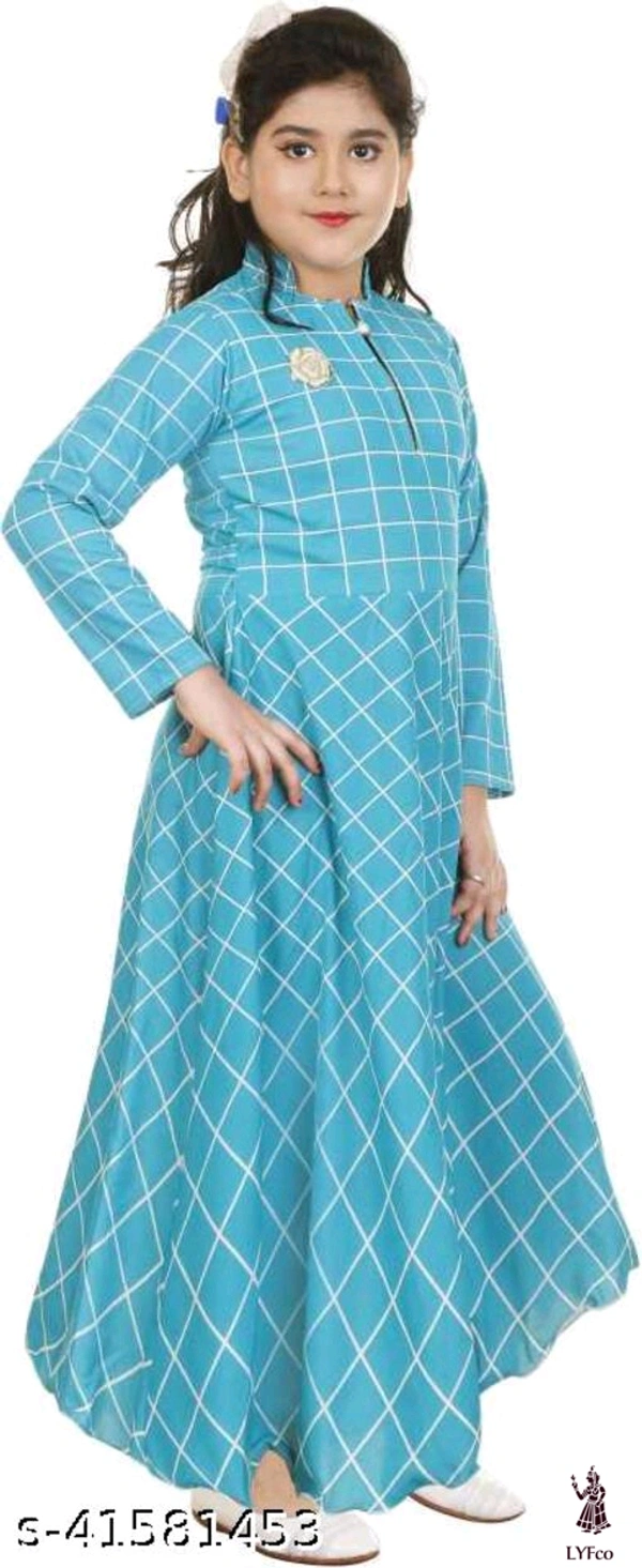 Catalog Name:*Pretty Classy Girls Frocks & Dresses*Fabric: Cotton BlendSleeve Length: Sleeveless,Long Sleeves,Three-Quarter SleevesPattern: Printed,Checked,Self-DesignMultipack: Single - 4-5 Years
