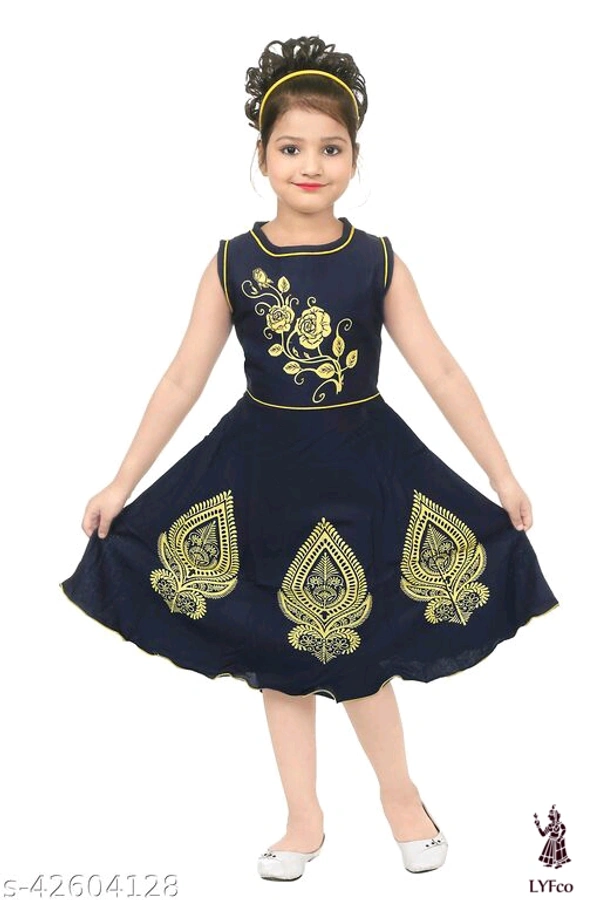Catalog Name:*Tinkle Comfy Girls Frocks & Dresses*Fabric: Cotton BlendSleeve Length: Shoulder Straps,SleevelessPattern: Solid,PrintedMultipack: Single - 5-6 Years