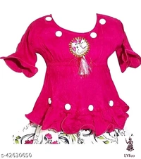 Catalog Name:*Princess Stylish Girls Frocks & Dresses*Fabric: CottonSleeve Length: Short SleevesPattern: PrintedMultipack: Single - 2-3 Years