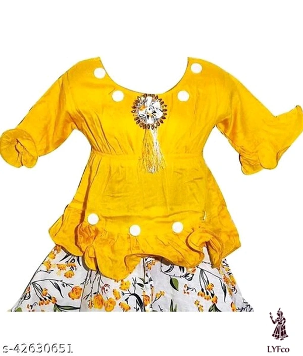 Catalog Name:*Princess Stylish Girls Frocks & Dresses*Fabric: CottonSleeve Length: Short SleevesPattern: PrintedMultipack: Single - 4-5 Years