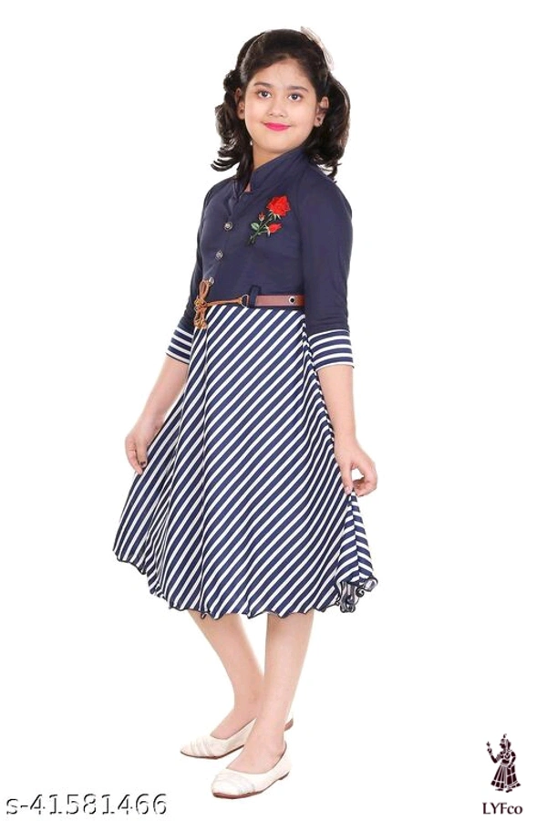 Catalog Name:*Cutiepie Classy Girls Frocks & Dresses*Fabric: Cotton BlendSleeve Length: Sleeveless,Three-Quarter SleevesPattern: Checked,Self-DesignMultipack: Single - 4-5 Years