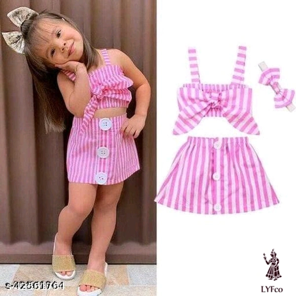 Catalog Name:*Pretty Stylish Girls Top & Bottom Sets*Top Fabric: RayonBottom Fabric: RayonSleeve Length: SleevelessTop Pattern: PrintedBottom Pattern: PrintedMultipack: SingleAdd-Ons: Bow Tie - 3-4