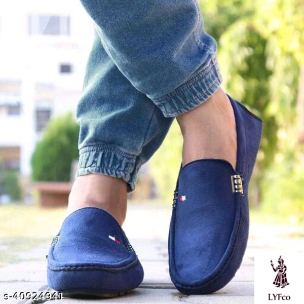 Catalog Name:*Alluring Men Loafers*Material: SuedeSole Material: PvcFastening: Slip OnToe Shape: Round ToeMultipack: 1 - 8