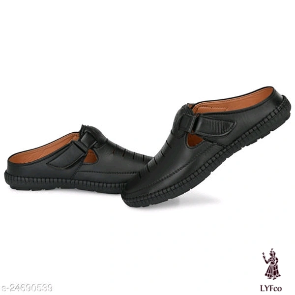 Catalog Name:*Stylish Men Loafers*Material: SyntheticSole Material: PvcFastening: Slip OnToe Shape: Round ToeMultipack: 1 - 10