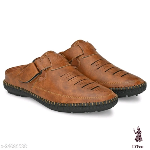 Catalog Name:*Stylish Men Loafers*Material: SyntheticSole Material: PvcFastening: Slip OnToe Shape: Round ToeMultipack: 1 - 6