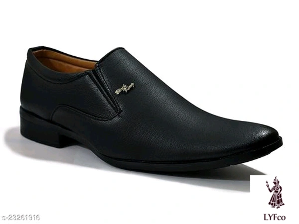 Catalog Name:*Latest Trendy Men Formal Shoes*Material: Syntethic LeatherSole Material: PVCFastening & Back Detail: Slip-OnPattern: SolidMultipack: 1 - 7