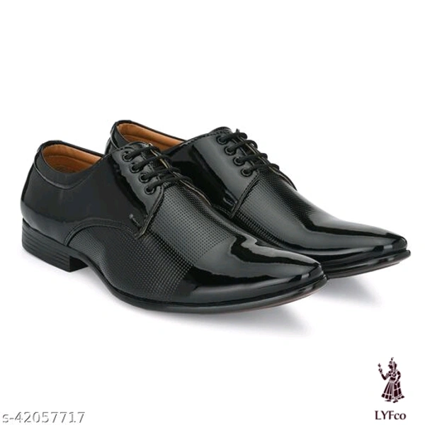 Catalog Name:*Modern Graceful Men Formal Shoes*Material: Syntethic LeatherSole Material: PUFastening & Back Detail: Lace-UpPattern: SolidMultipack: 1 - 8