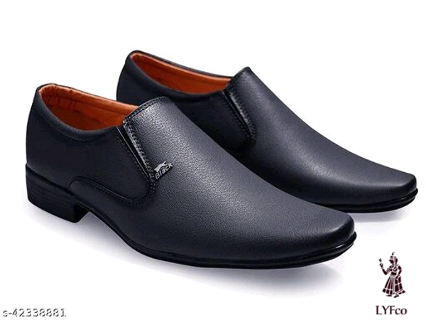 Catalog Name:*Unique Trendy Men Formal Shoes*Material: Syntethic LeatherFastening & Back Detail: Variable (Product Dependent)Pattern: SolidMultipack: 1 - 6