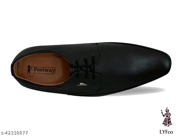 Catalog Name:*Unique Trendy Men Formal Shoes*Material: Syntethic LeatherFastening & Back Detail: Variable (Product Dependent)Pattern: SolidMultipack: 1 - 9