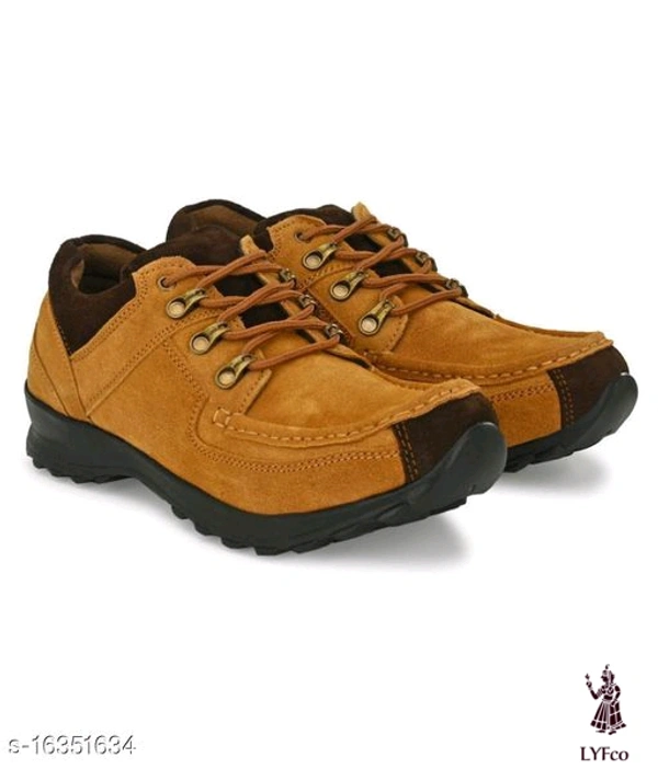 Catalog Name:*Modern Trendy Men Formal Shoes*Material: Syntethic LeatherSole Material: RubberFastening & Back Detail: Lace-UpPattern: SolidMultipack: 1 - 6