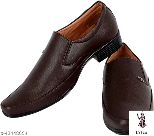Catalog Name:*Aadab Fabulous Men Formal Shoes*Material: Syntethic LeatherSole Material: TPRFastening & Back Detail: Product DependentPattern: SolidMultipack: 1 - 6