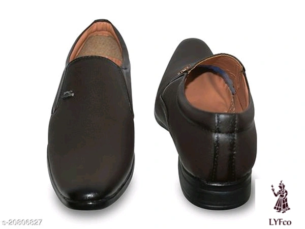 Catalog Name:*Relaxed Graceful Men Formal Shoes*Material: Syntethic LeatherSole Material: PVCFastening & Back Detail: Slip-OnMultipack: 1 - 8