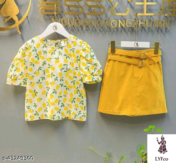 Catalog Name:*Tinkle Comfy Girls Top & Bottom Sets*Top Fabric: CottonBottom Fabric: CottonSleeve Length: Short SleevesTop Pattern: PrintedBottom Pattern: Self DesignMultipack: SingleAdd-Ons: Top/Tshirt - 5-6