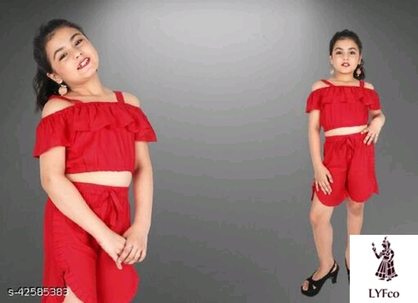 Catalog Name:*Designer Kids Clothing set*Sleeve Length: Short SleevesTop Pattern: AppliqueBottom Pattern: AppliqueAdd-Ons: No Add Ons - 7-8