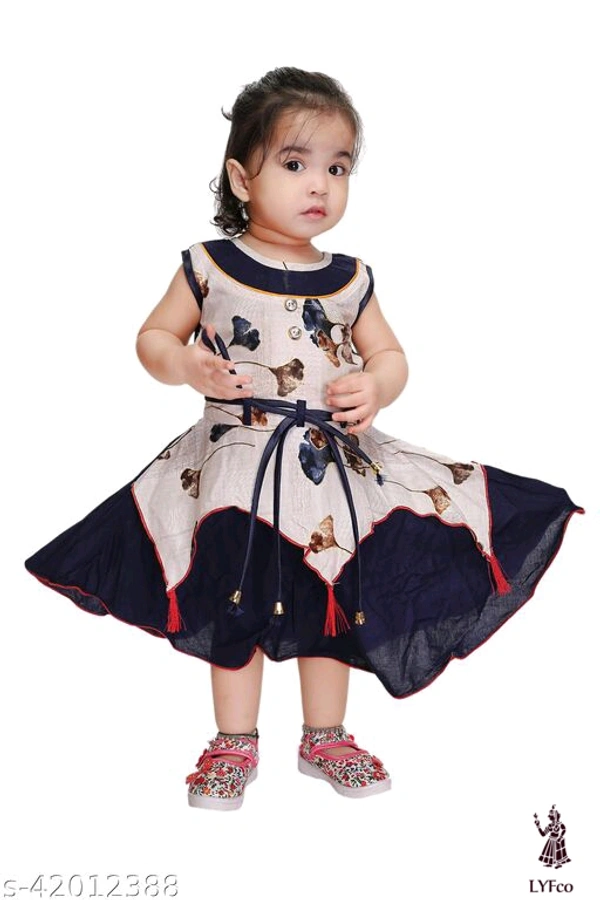 Catalog Name:*Modern Classy Girls Frocks & Dresses*Fabric: CottonSleeve Length: SleevelessPattern: PrintedMultipack: Single - 1-2 Years
