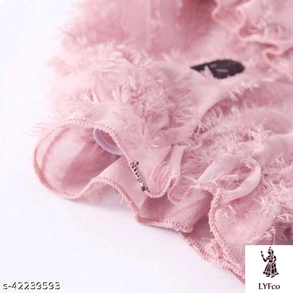 Catalog Name:*Agile Fancy Girls Top & Bottom Sets*Top Fabric: CottonBottom Fabric: CottonSleeve Length: Short SleevesTop Pattern: Solid,PrintedBottom Pattern: Solid,PrintedMultipack: SingleAdd-Ons: No Add Ons,Hairband - 4-5 Years
