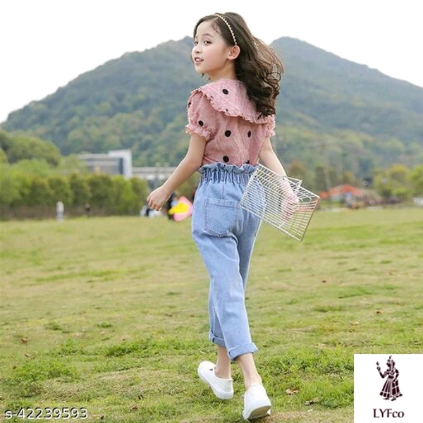 Catalog Name:*Agile Fancy Girls Top & Bottom Sets*Top Fabric: CottonBottom Fabric: CottonSleeve Length: Short SleevesTop Pattern: Solid,PrintedBottom Pattern: Solid,PrintedMultipack: SingleAdd-Ons: No Add Ons,Hairband - 5-6