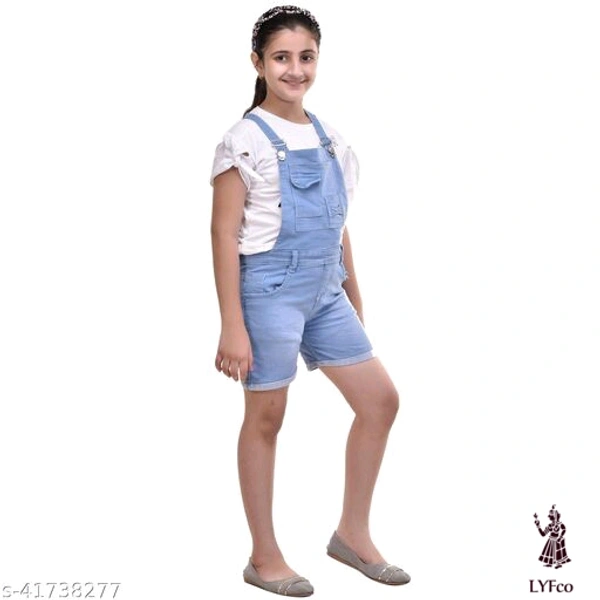Catalog Name:*Agile Funky Girls Dungarees*Fabric: DenimPattern: Product DependentMultipack: Single - 7-8