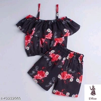Catalog Name:*Tinkle Elegant Girls Top & Bottom Sets*Top Fabric: CottonBottom Fabric: CottonSleeve Length: Short SleevesTop Pattern: PrintedBottom Pattern: PrintedMultipack: SingleAdd-Ons: No Add Ons - 4-5